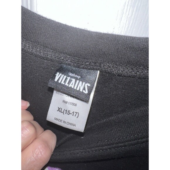 Disney Villains Characters Mood Sweatshirt Junior Womens XL Black Pullover - Picture 3 of 7